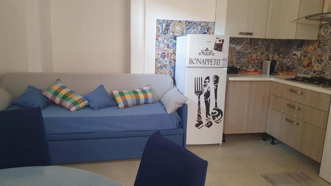 Happy - Parcheggio Gratuito In Box *
