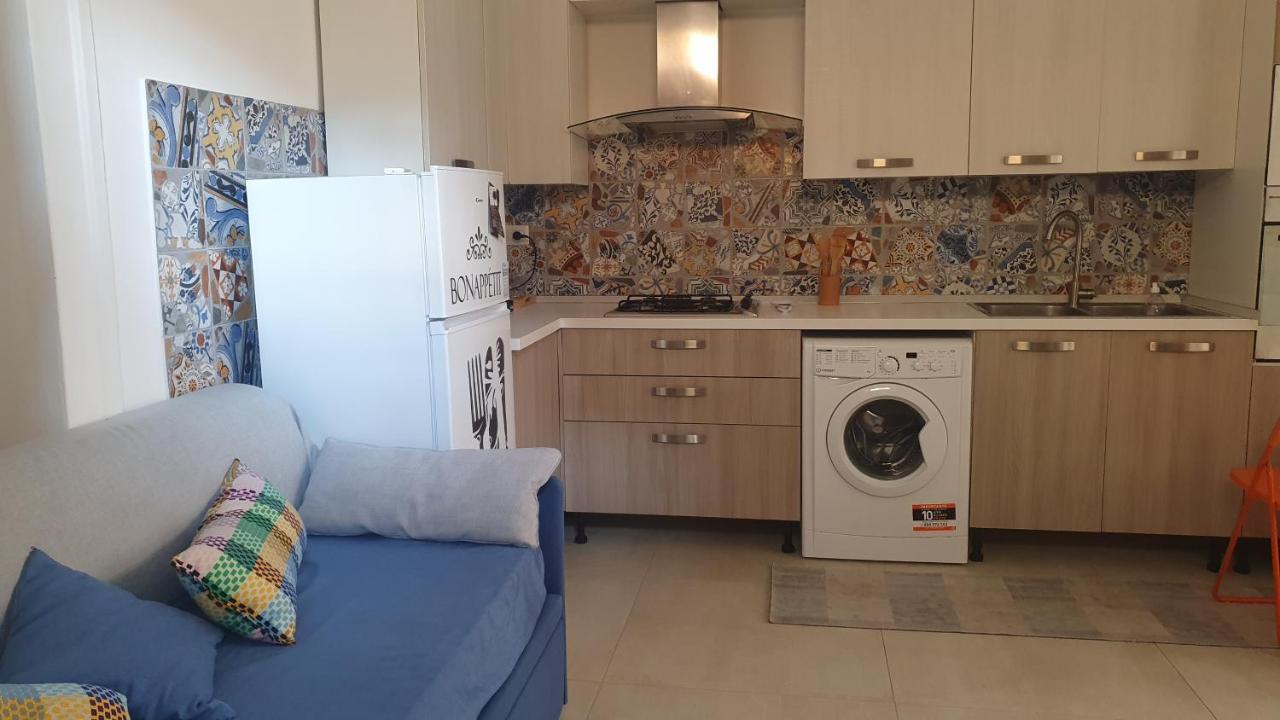Happy - Parcheggio Gratuito In Box Apartment Portici